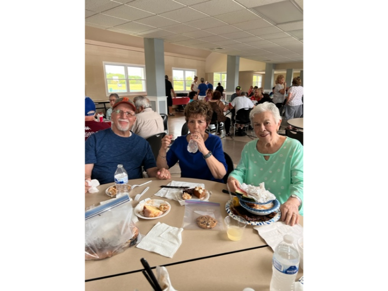 ./Gallery/2023 Picnic/IMG_3370.jpg